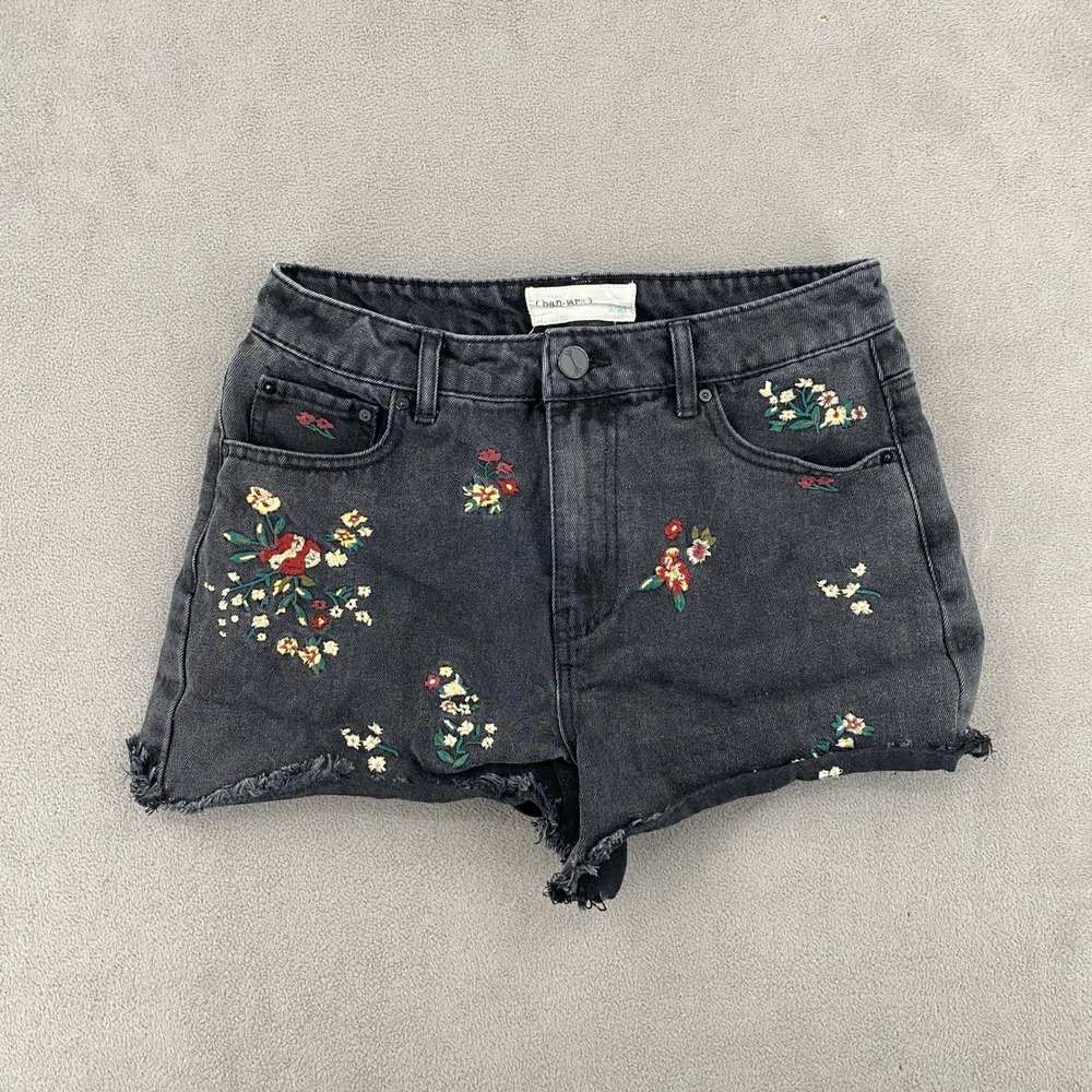 Banjara Floral Embroidered Black Denim Cut Off Shorts Size 9 28 Boho Frayed Hem
